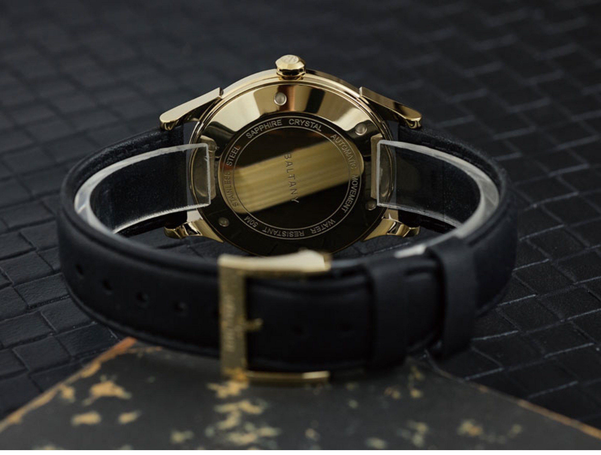Baltany Men PIlot Watch 38.5mm - đánh giá và giá Omega Watch Constellation